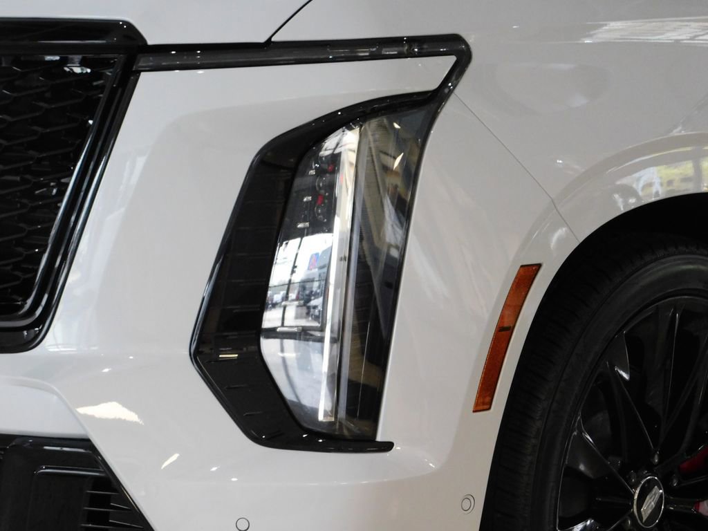 Used 2026 Cadillac Escalade V AWD/4WD image 16