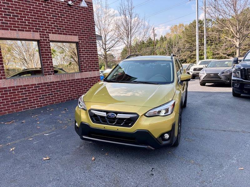 Used 2021 Subaru Crosstrek 2.5i Limited w/ Moonroof Package 2 AWD/4WD image 2