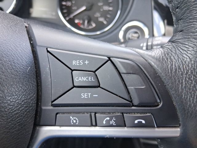 Used 2017 Nissan Rogue SL w/ SL Premium Package AWD/4WD image 22