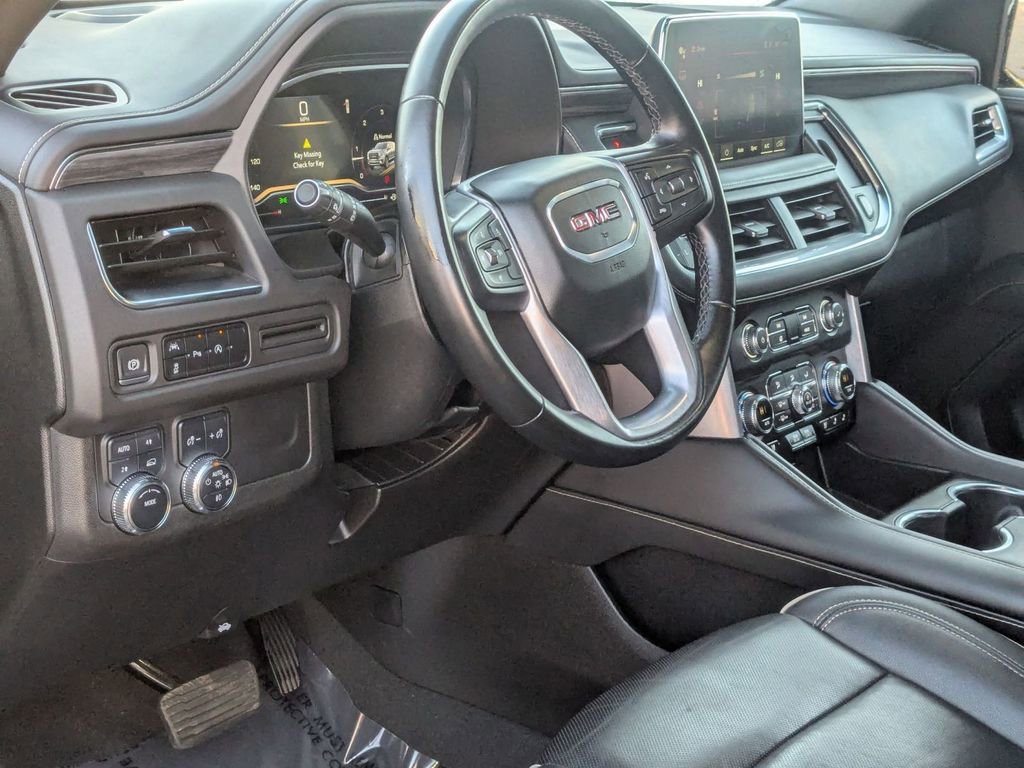Used 2024 GMC Yukon SLT AWD/4WD image 16