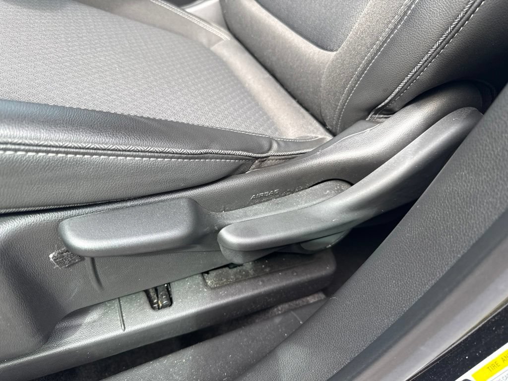 Used 2024 Buick Encore GX Preferred AWD/4WD image 23