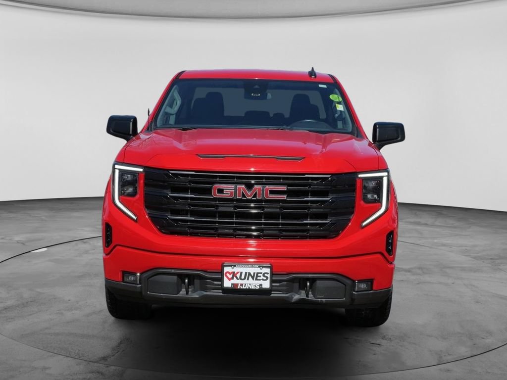 Used 2023 GMC Sierra 1500 Elevation AWD/4WD image 2
