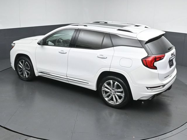 Used 2020 GMC Terrain Denali w/ Denali Premium Package AWD/4WD image 47