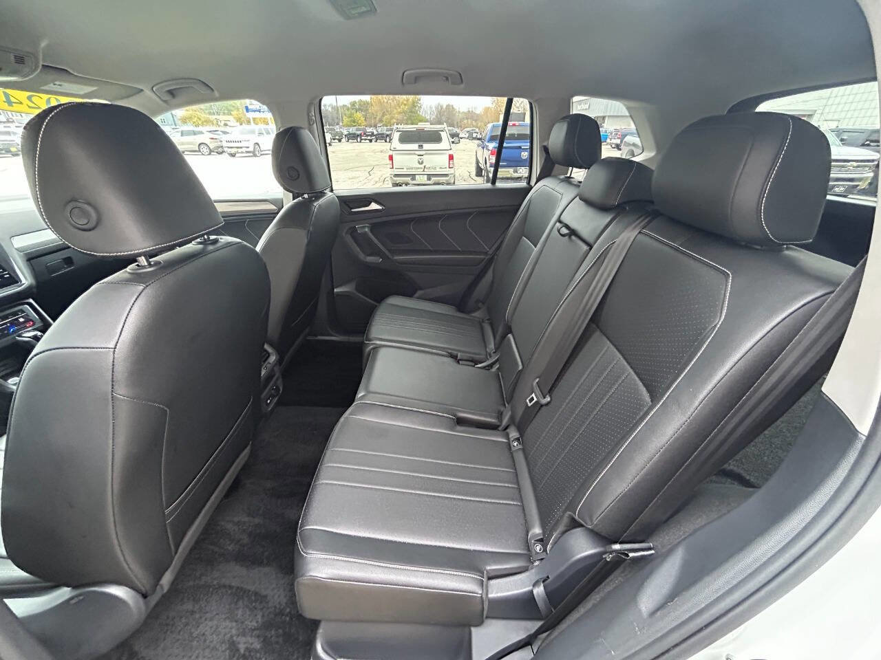 Used 2024 Volkswagen Tiguan Wolfsburg Edition image 15