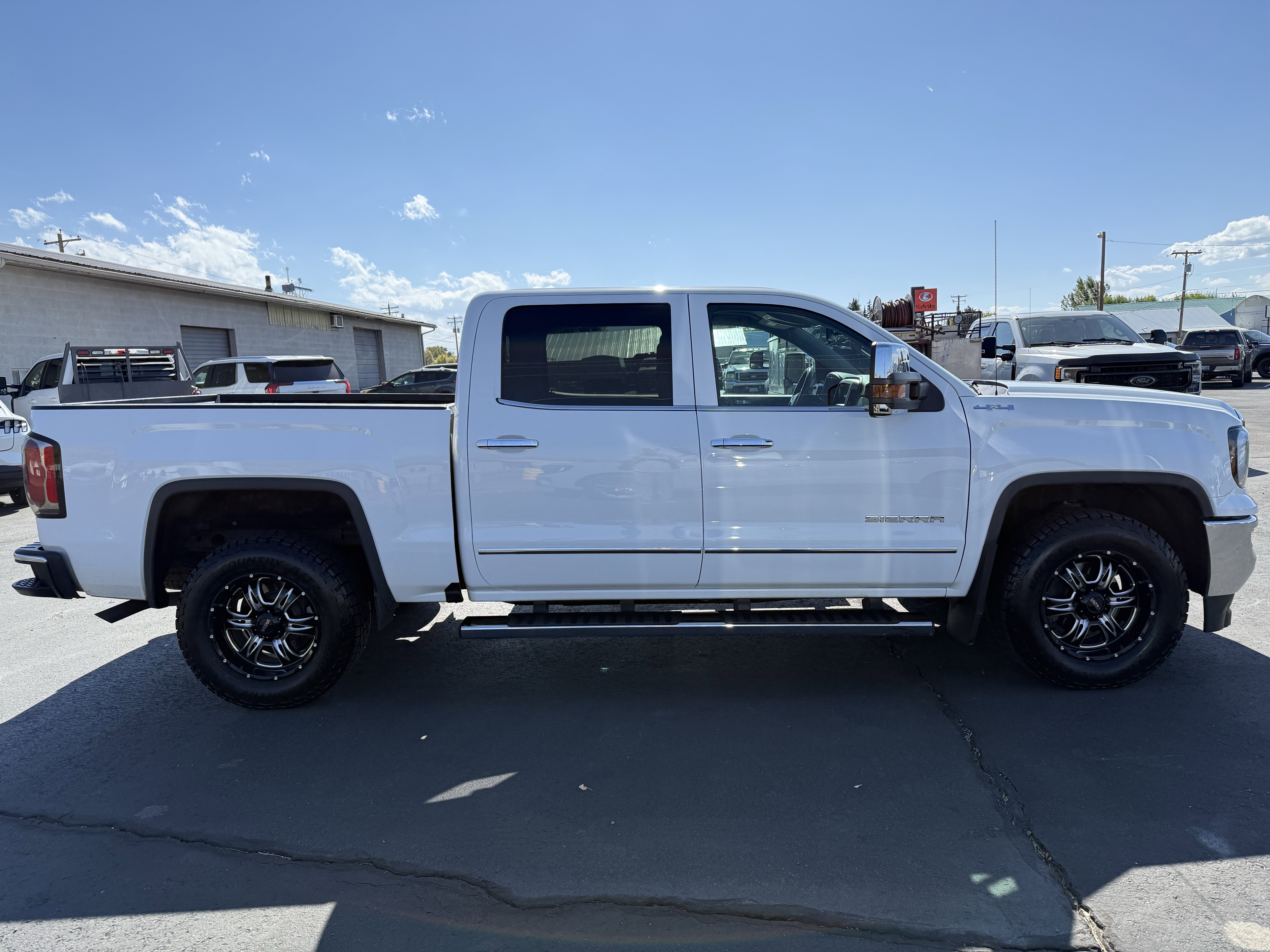 Used 2018 GMC Sierra 1500 SLT image 6