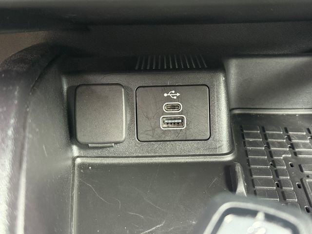 Used 2025 Ford Bronco Sport Badlands image 12