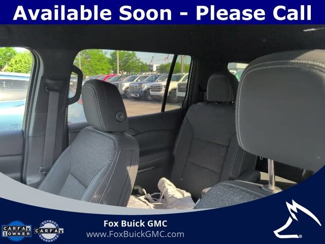 Used 2025 Chevrolet Traverse LT w/ Driver Confidence Package AWD/4WD image 10