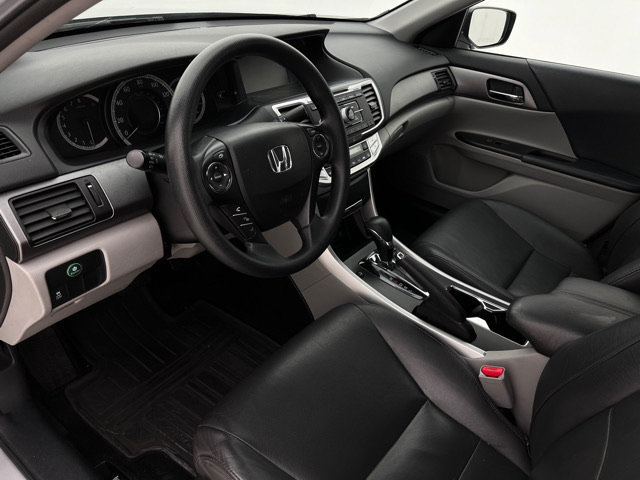Used 2013 Honda Accord LX image 12