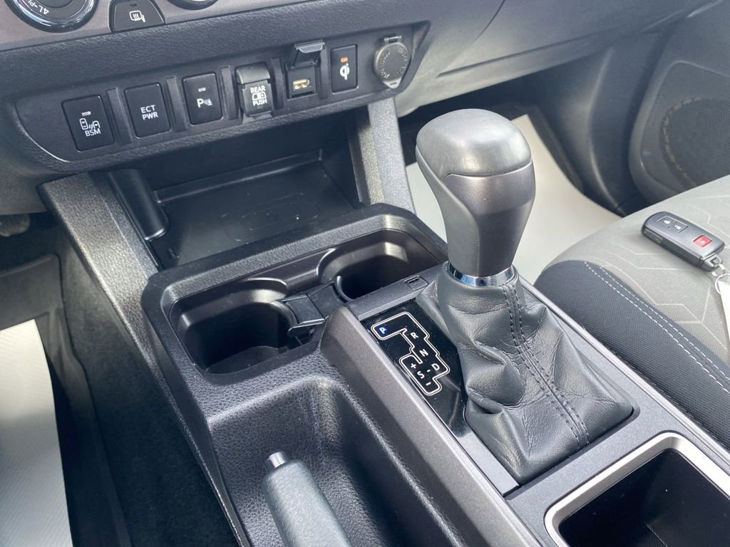 Used 2023 Toyota Tacoma TRD Sport w/ Technology Package image 33