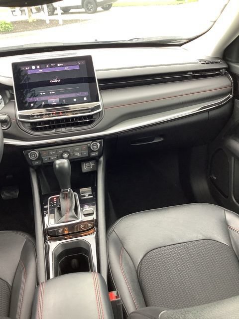 Certified 2022 Jeep Compass Trailhawk w/ Sun and Sound Group AWD/4WD image 13