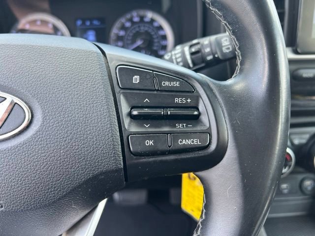 Used 2020 Hyundai Venue SEL w/ Convenience Package FWD image 15