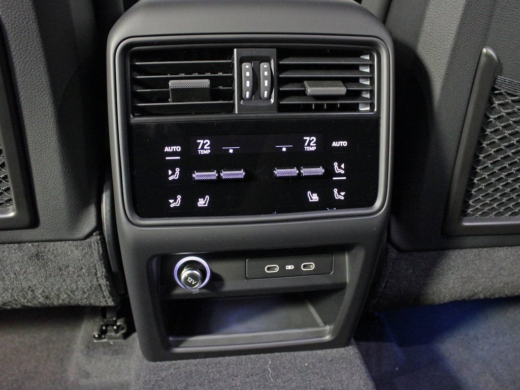 Certified 2026 Porsche Cayenne E-Hybrid Coupe AWD/4WD image 37