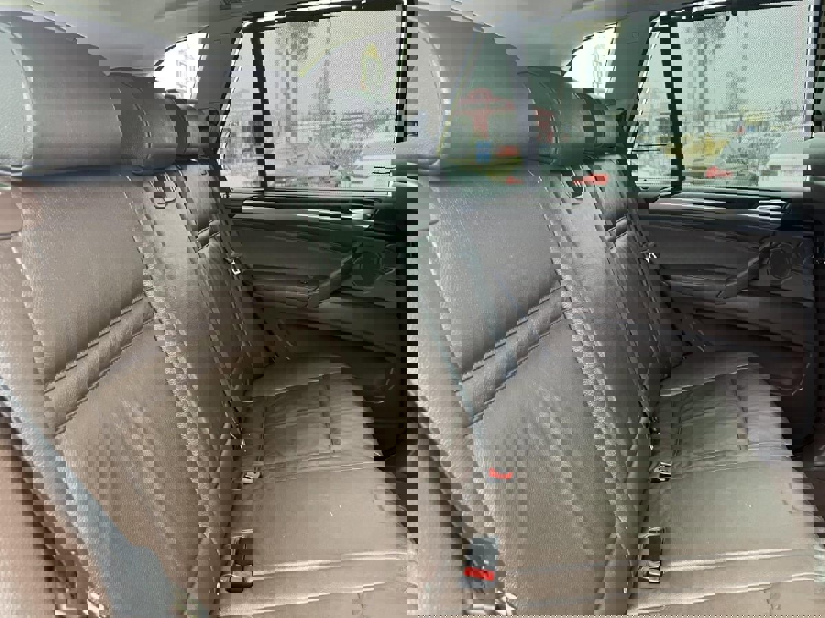 Used 2008 BMW X5 3.0si image 27