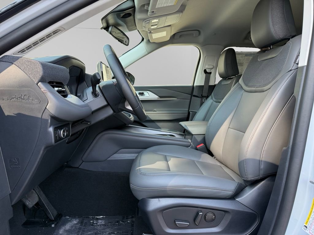 New 2026 Ford Explorer Active w/ Active Comfort Package image 9