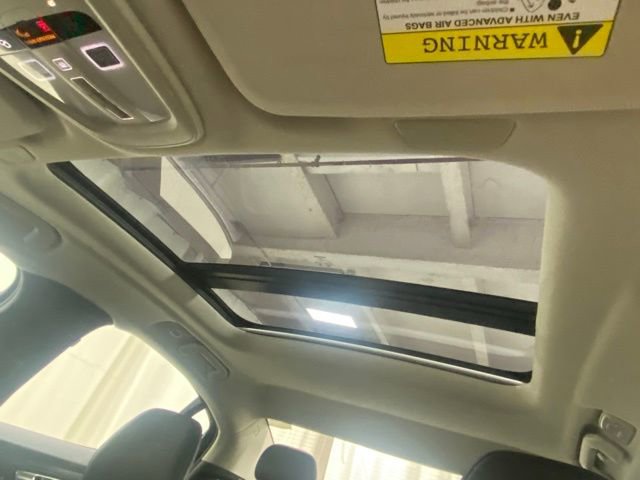 Certified 2025 Volvo S60 B5 Core image 29