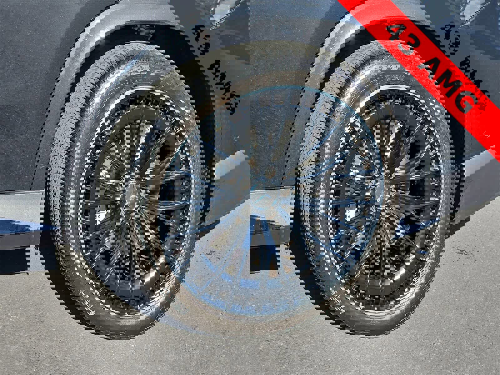 Used 2024 Mercedes-Benz GLC 43 AMG 4MATIC image 12