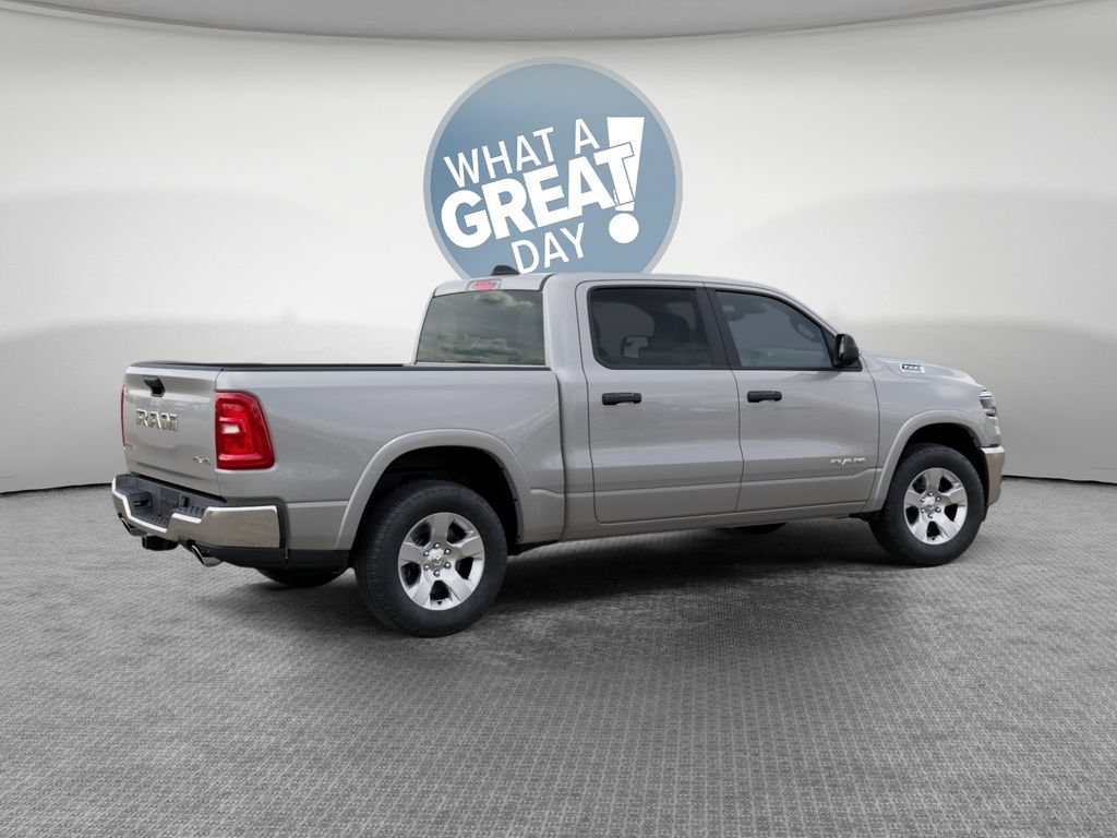 New 2026 RAM 1500 Big Horn AWD/4WD image 5