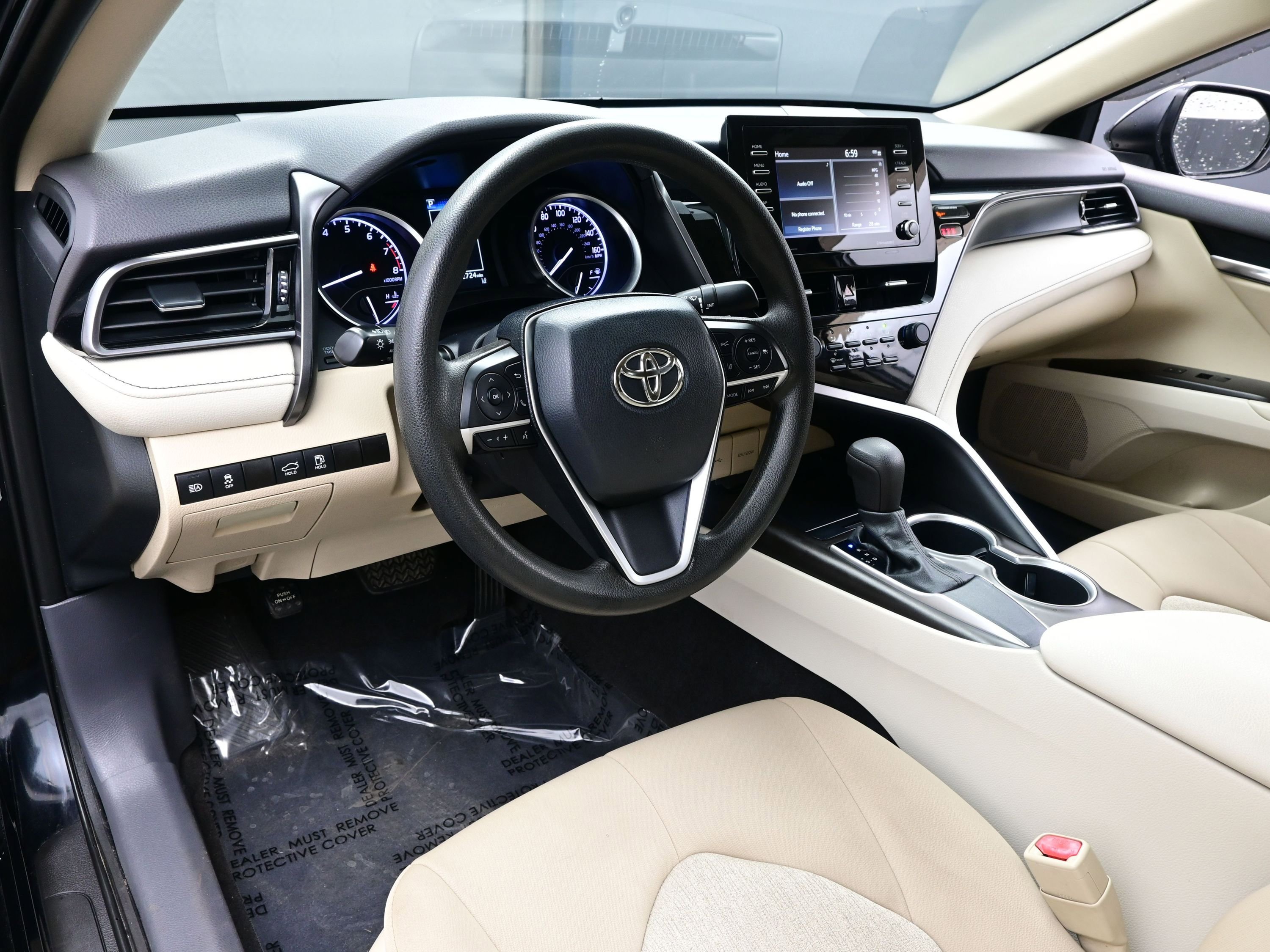 Used 2021 Toyota Camry LE image 12