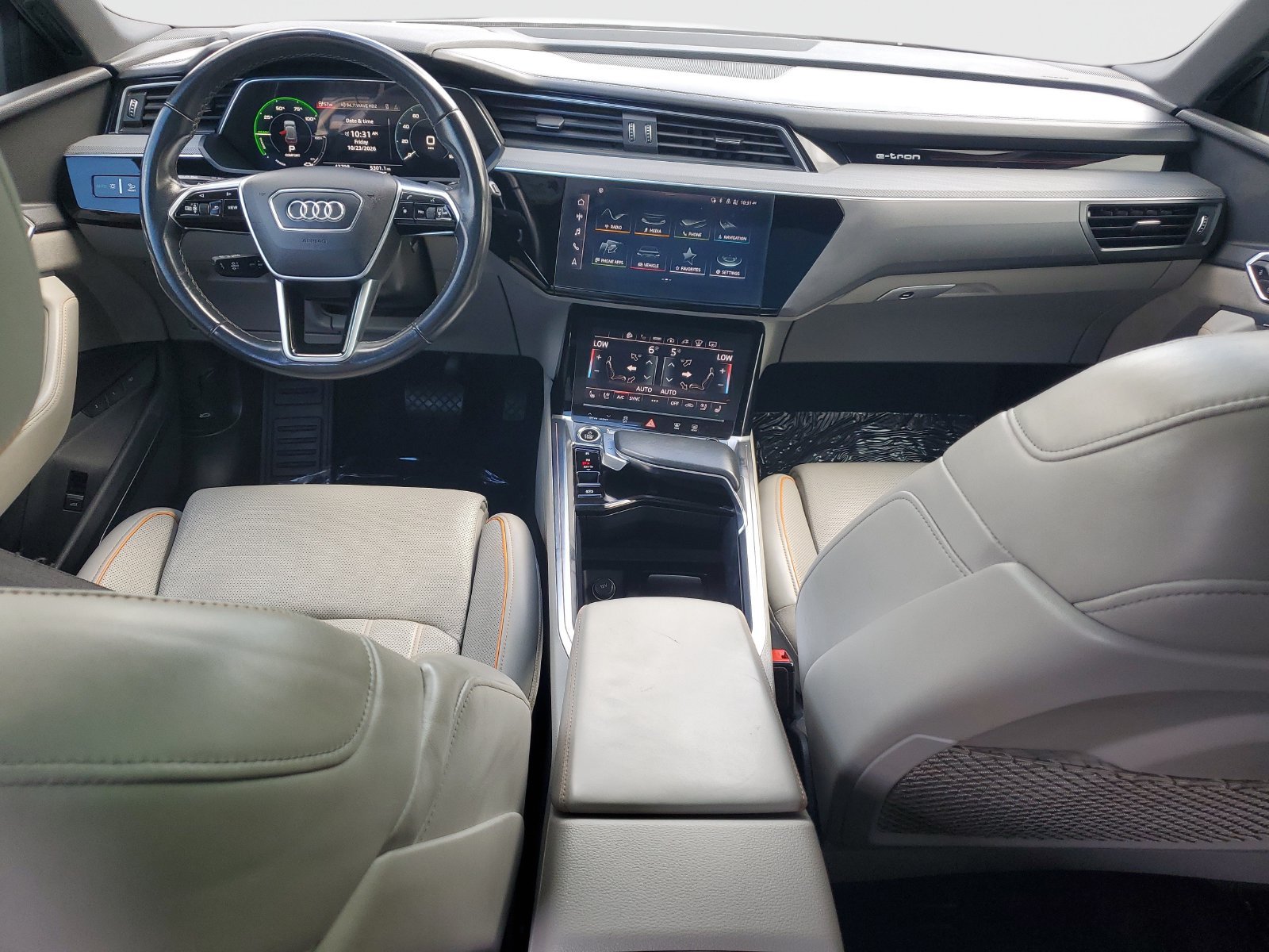 Used 2024 Audi Q8 e-tron Premium Plus AWD/4WD image 10