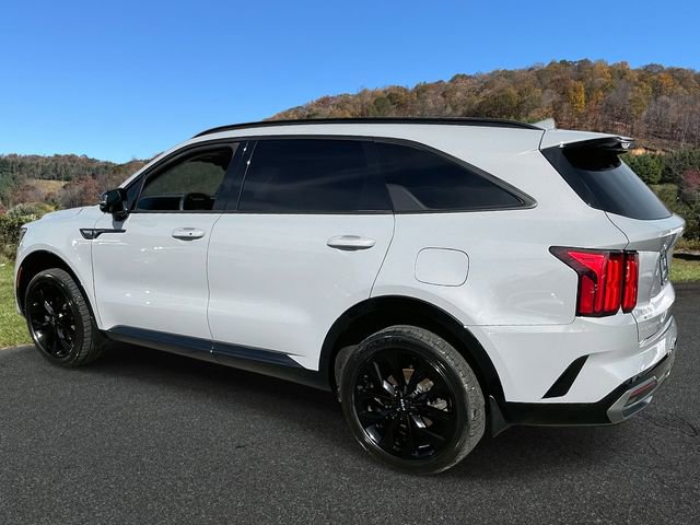 Used 2023 Kia Sorento SX image 5
