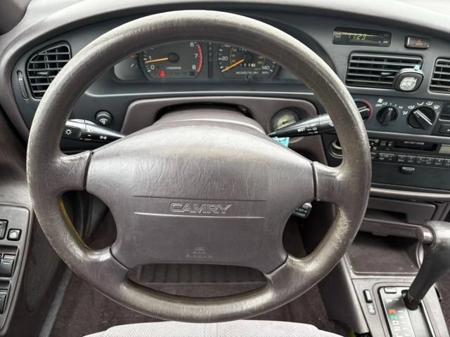 Used 1996 Toyota Camry LE FWD image 22