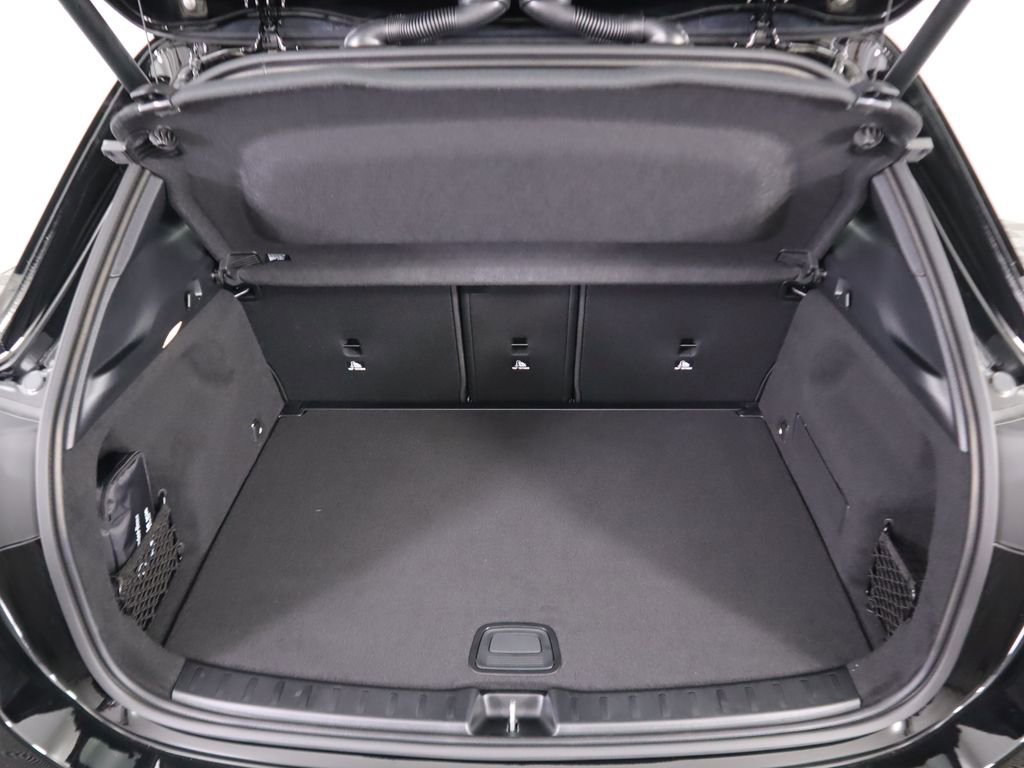 Certified 2025 Mercedes-Benz GLA 250 image 30