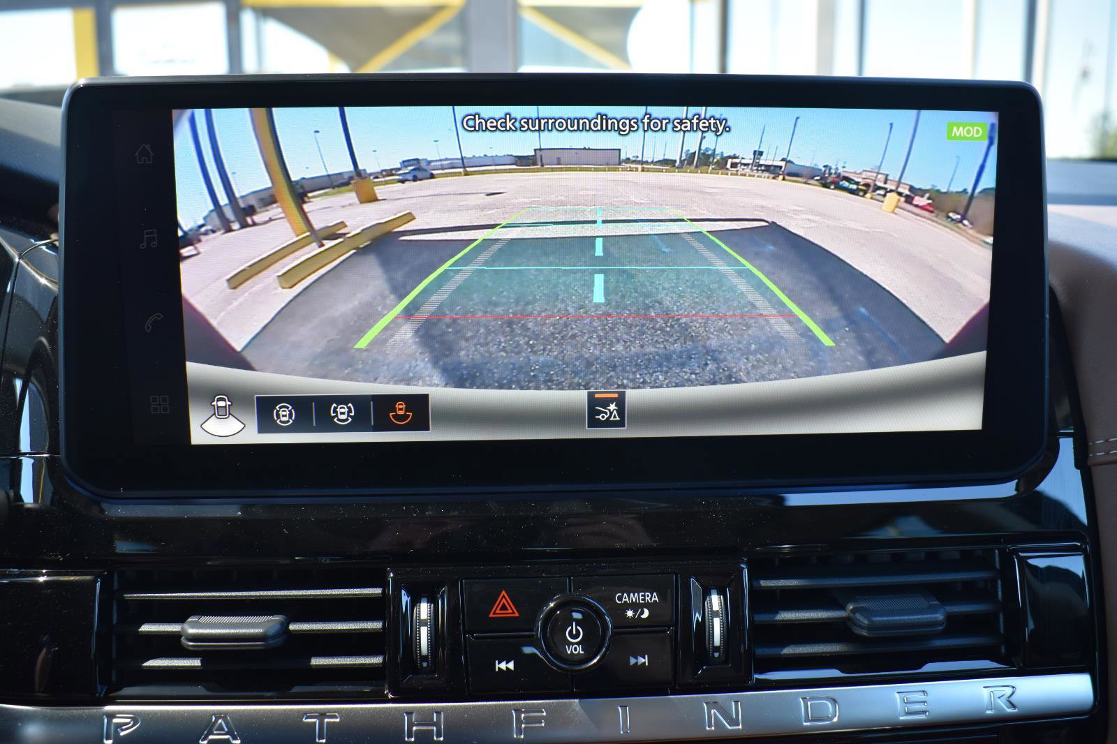 New 2026 Nissan Pathfinder Platinum image 39