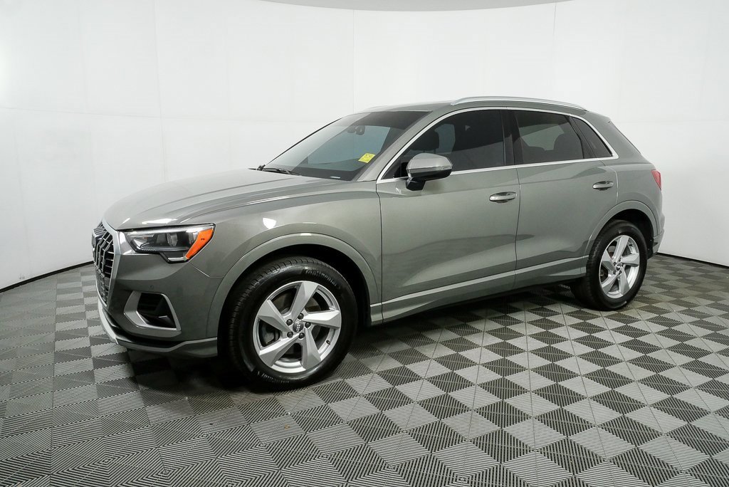 Used 2019 Audi Q3 2.0T Premium w/ Convenience Package image 26