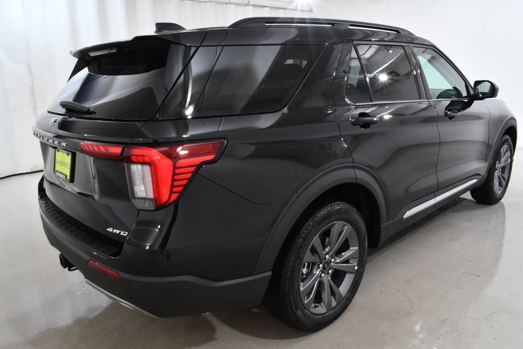 New 2025 Ford Explorer Active w/ Active Comfort Package image 11