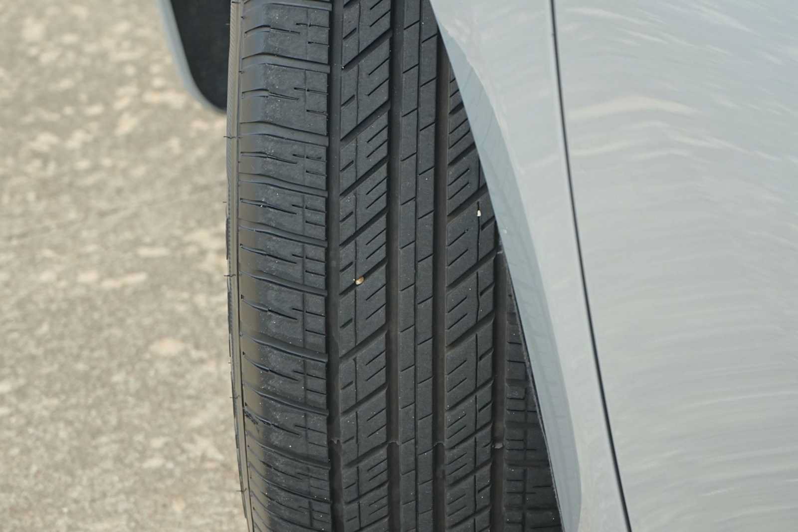 Used 2024 Chrysler Pacifica Touring-L FWD image 29