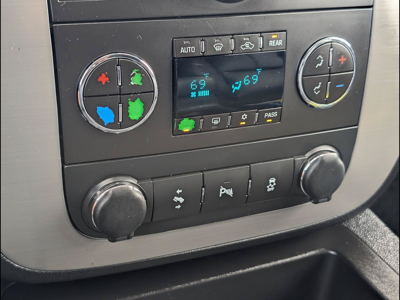 Used 2013 GMC Yukon SLT AWD/4WD image 15