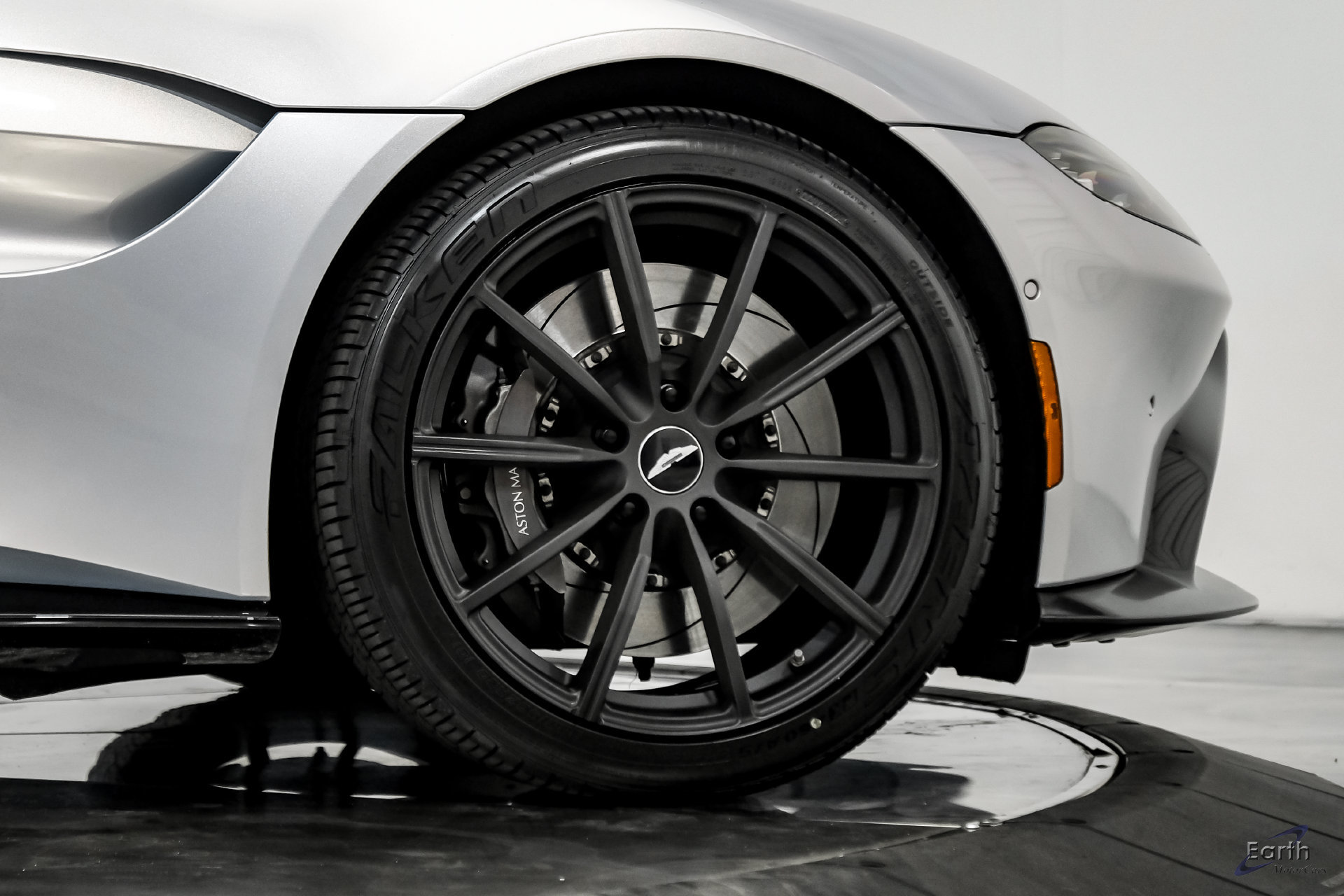 Used 2020 Aston Martin V8 Vantage Coupe RWD image 85
