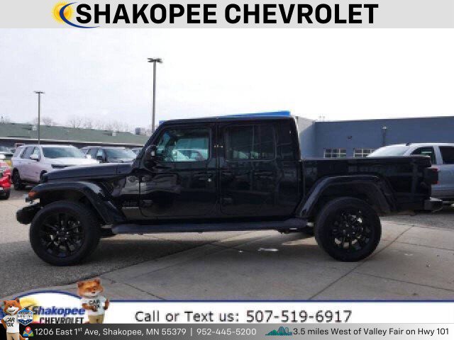 Used 2023 Jeep Gladiator Overland image 7