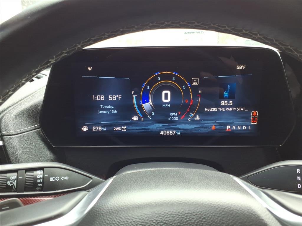 Used 2024 Chevrolet Traverse Z71 image 23