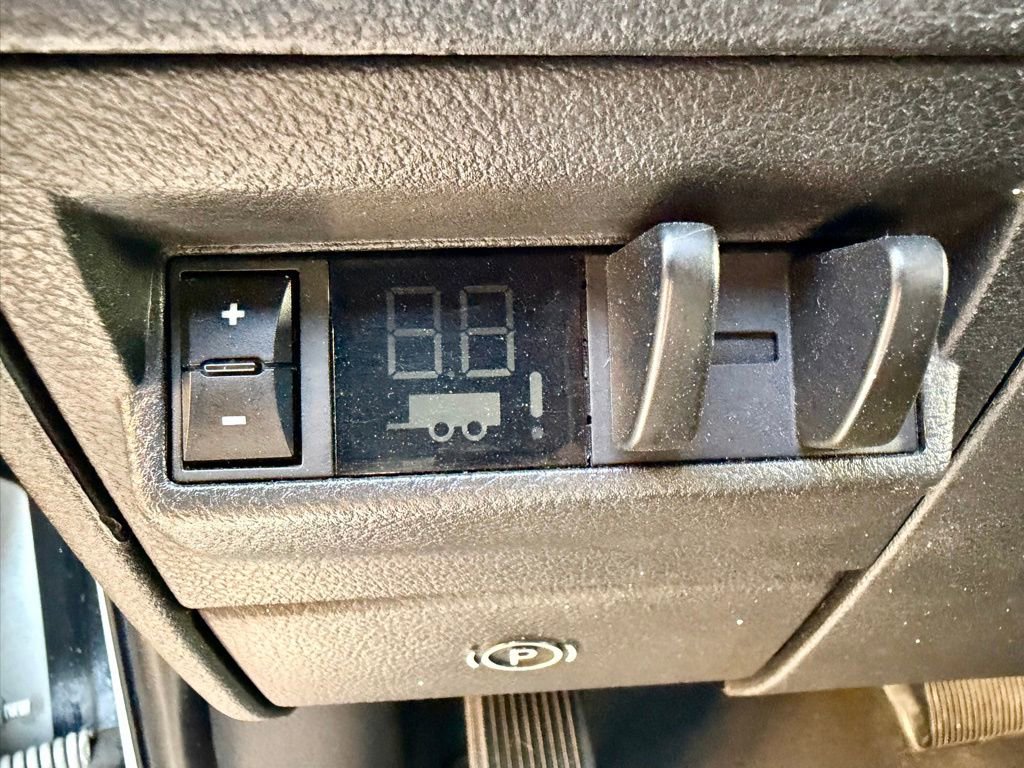 Used 2010 Dodge Ram 3500 Truck Laramie w/ Chrome Accents Group image 28