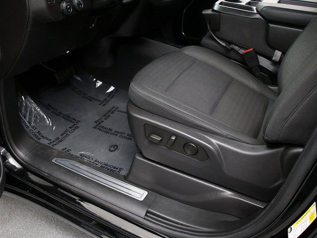 Certified 2025 Chevrolet Silverado 1500 LT image 26