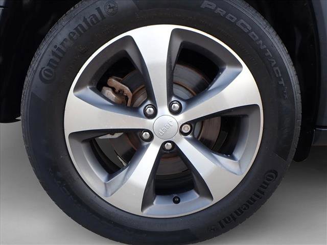 Used 2021 Jeep Cherokee Limited image 7