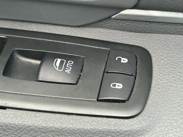 Used 2015 RAM 1500 Big Horn image 33