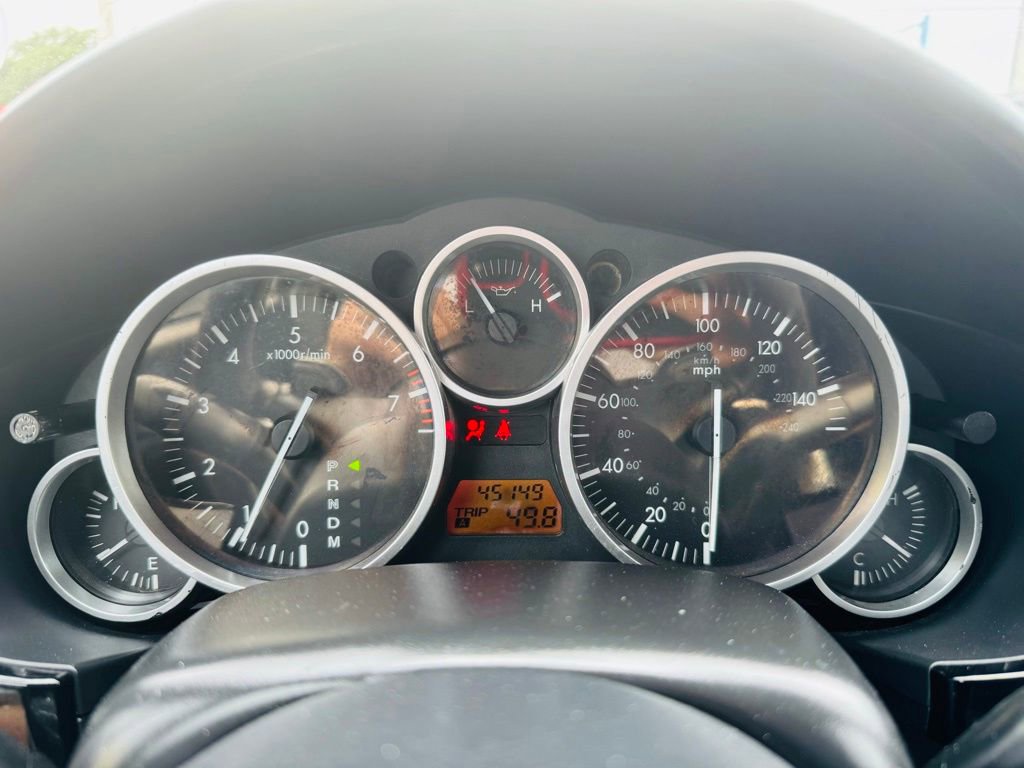 Used 2006 MAZDA MX-5 Miata Grand Touring RWD image 23