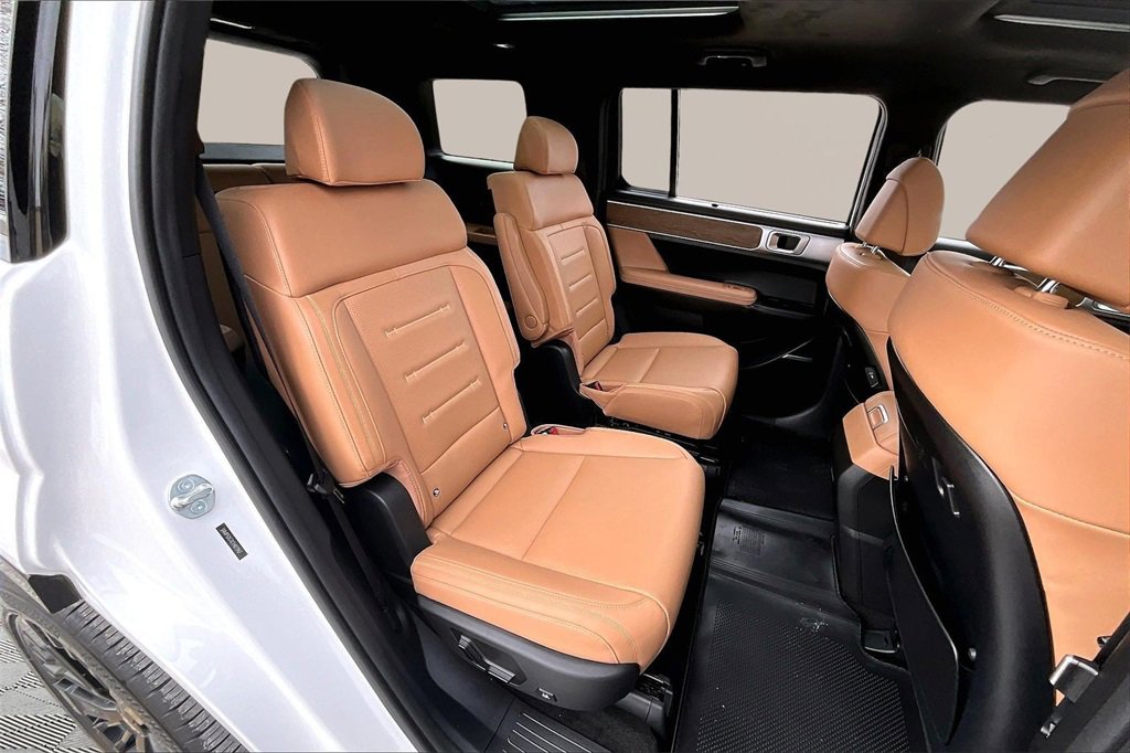 Certified 2026 Hyundai Santa Fe Calligraphy image 27