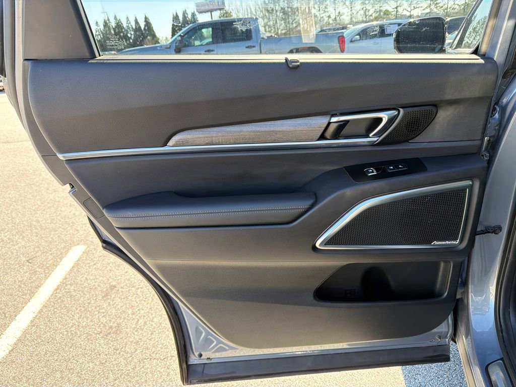Used 2022 Kia Telluride SX w/ SX Prestige Package AWD/4WD image 22
