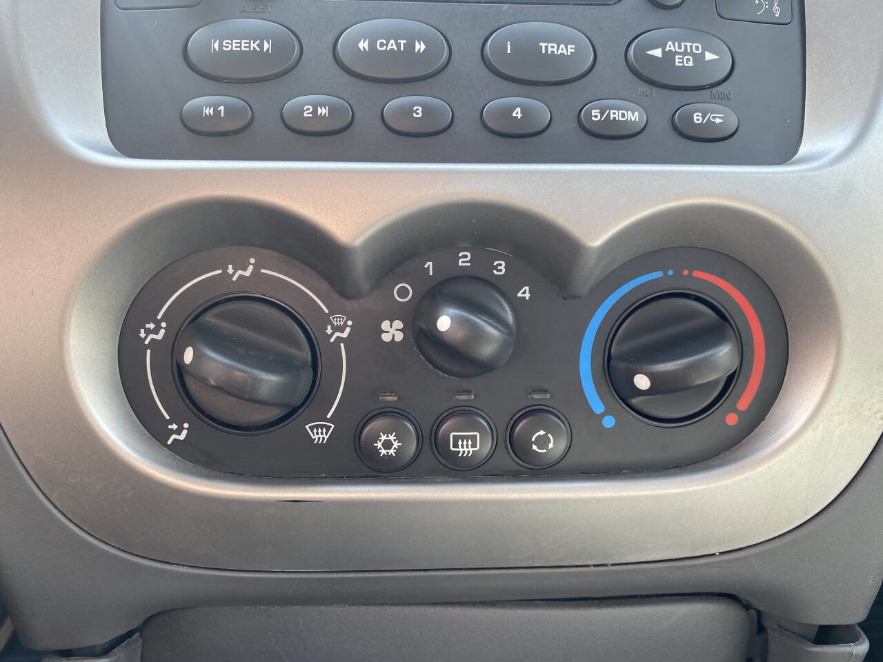 Used 2004 Saturn ION Level 3 image 33