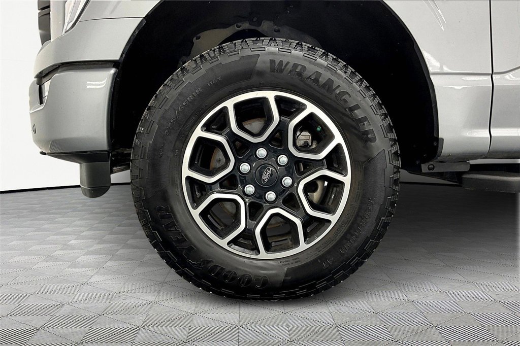 Used 2022 Ford F150 XLT w/ Equipment Group 302A High image 9