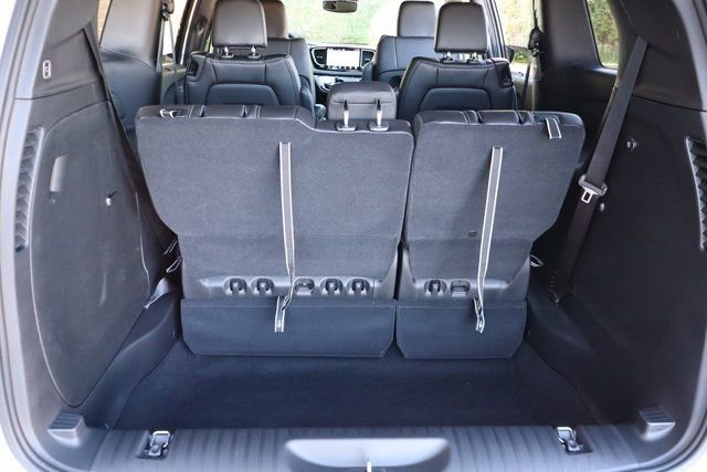 New 2026 Chrysler Pacifica Select image 38