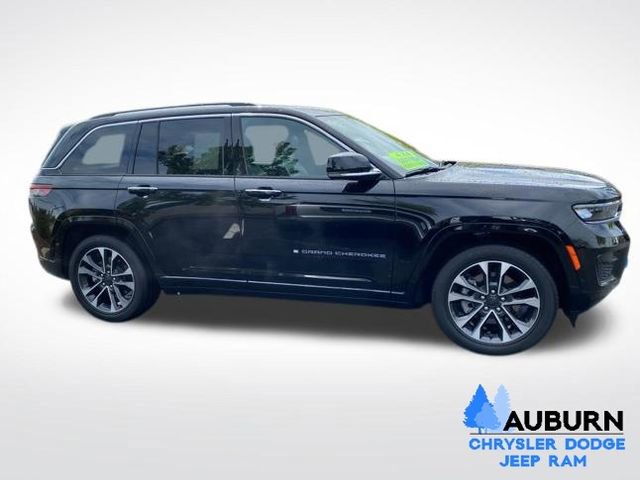 Used 2023 Jeep Grand Cherokee Overland AWD/4WD image 8