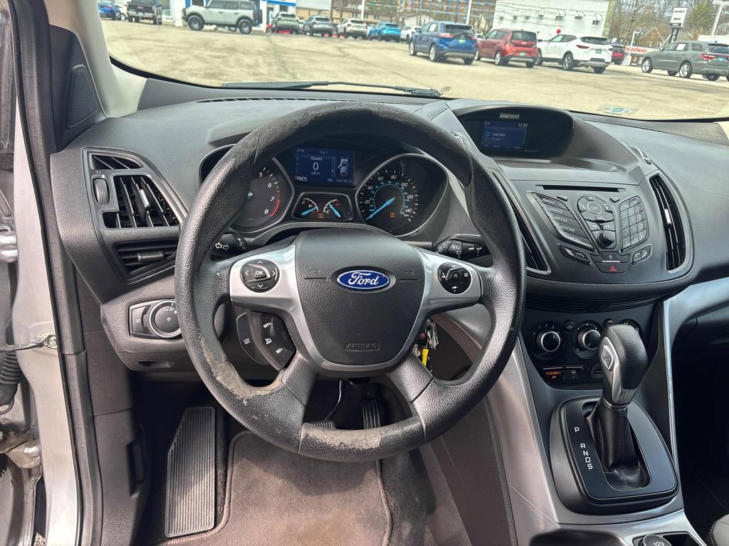 Used 2015 Ford Escape SE image 14
