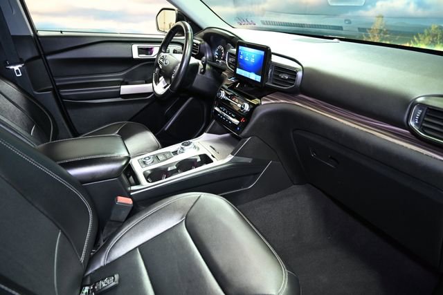 Used 2021 Ford Explorer Limited w/ Equipment Group 301A image 46