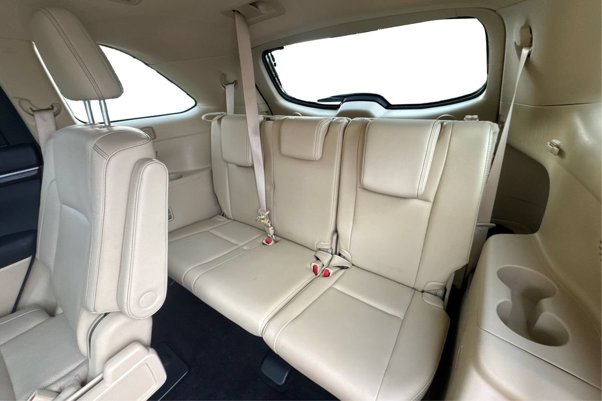 Used 2014 Toyota Highlander Limited FWD image 37