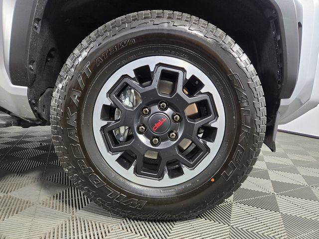 Used 2025 Toyota 4Runner TRD Off-Road image 11