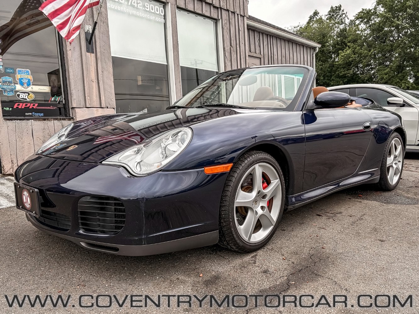 Used 2004 Porsche 911 Carrera 4S AWD/4WD image 3
